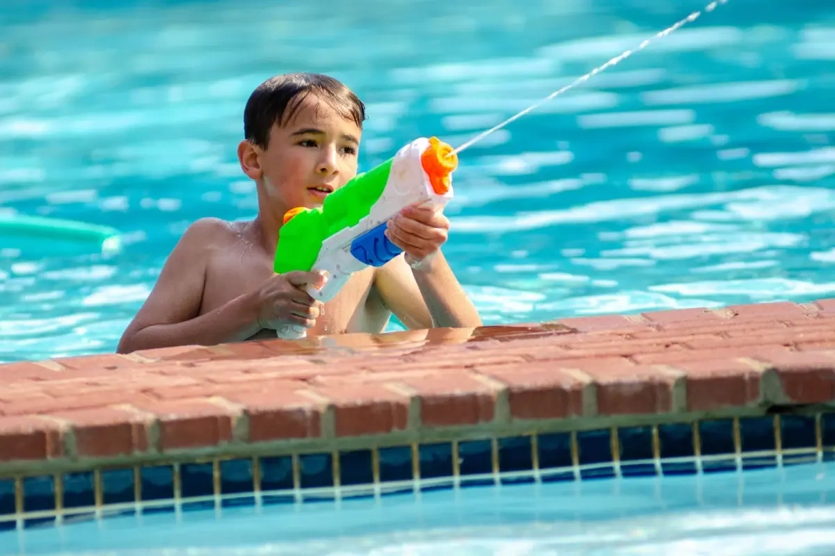 Keder børnene sig på ferien? Her er 7 sjove aktiviteter I kan fordrive tiden med